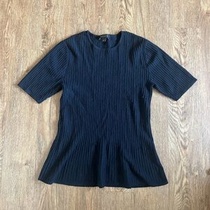 Ann Taylor Women’s Black Ribbed Short Sleeve Fitted Top Flared at Bottom Size S
